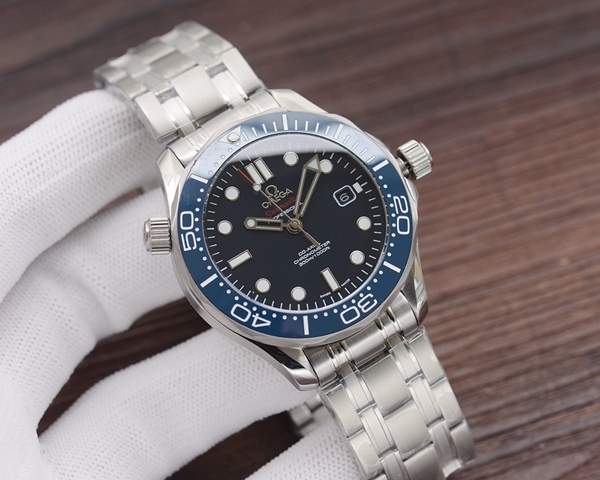 オメガ時計正面デザイン